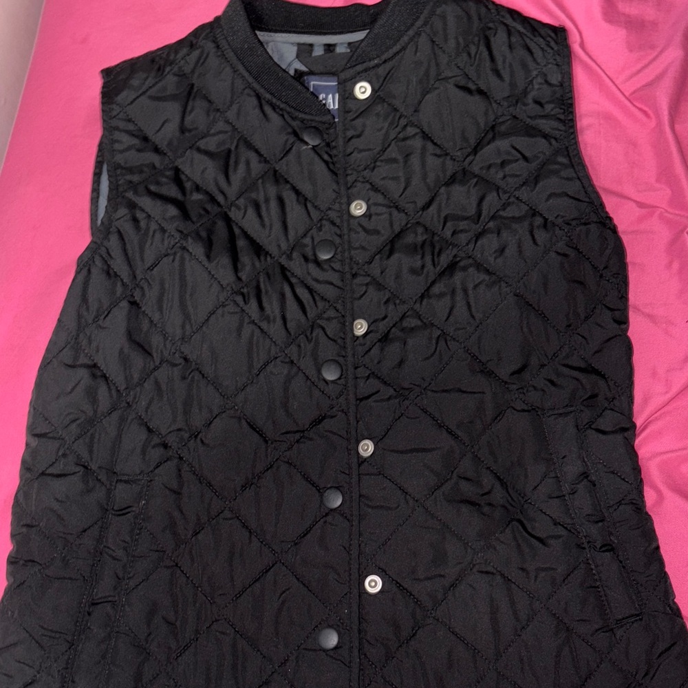 GAP Charcoal Quilted Vest